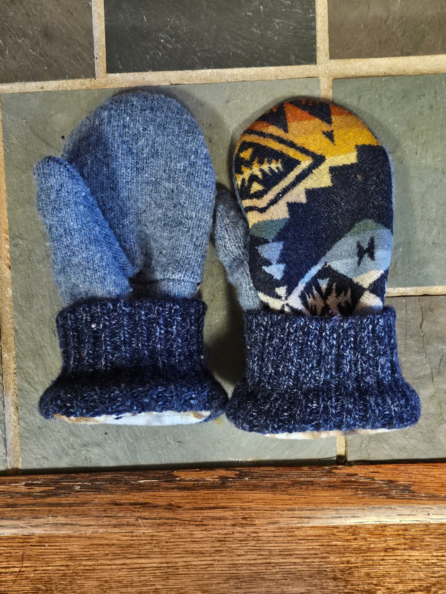 Pinto Mountains Mittens Gloves Wool Mittens (small)