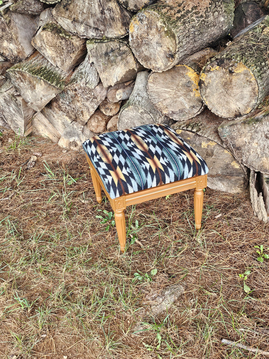 Wyeth Trail make up stool supplemental seating bench stool