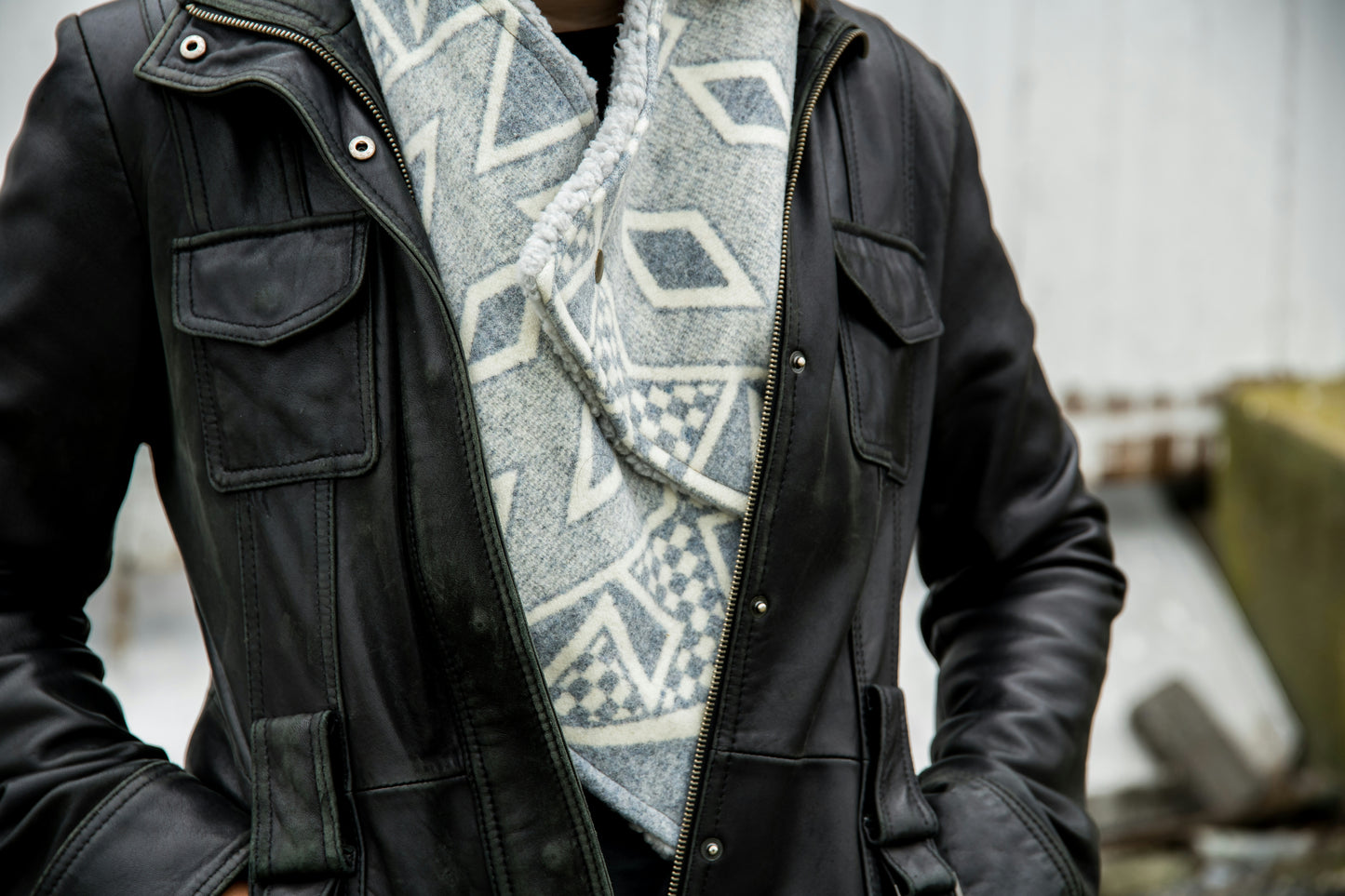 Diamond Ridge White Western Scarf Wrap Scarf Ski Muffler