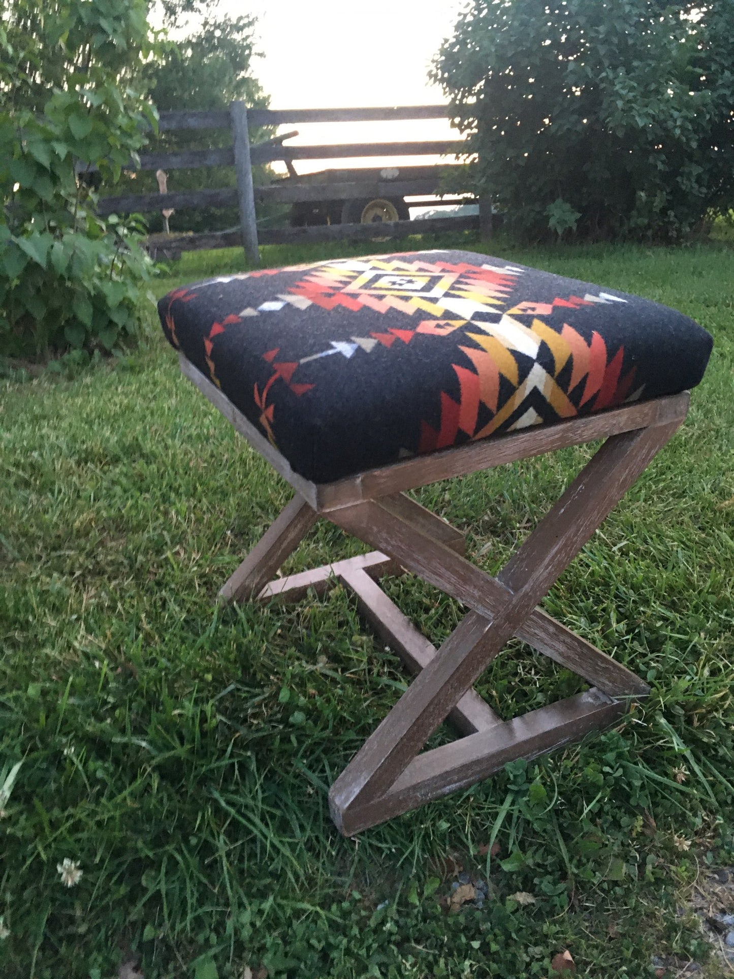 Pueblo Dwelling Southwestern stool/bench