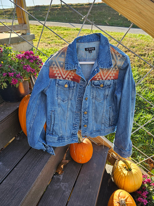 Canyonlands Light Wash Women's Denim Jacket (Size M J Crew)
